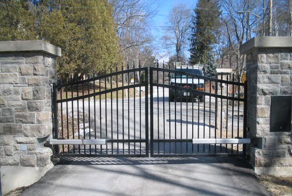 puerta de dos hojas residencial
